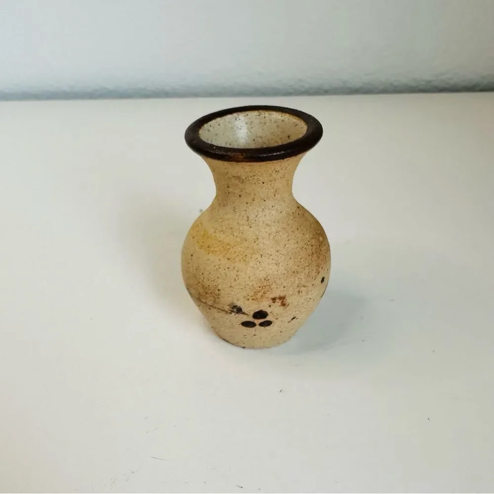 Tonala Mini Vase Mexican Pottery Signed  3in X 1in‎